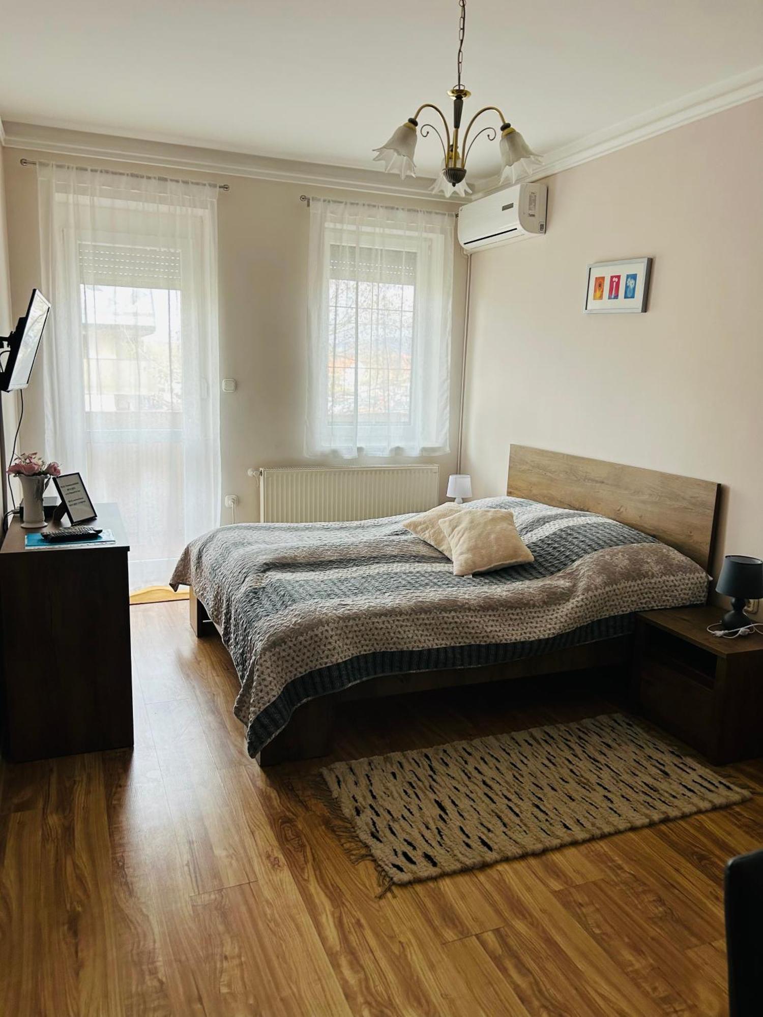 Huerkecz Apartmanhaz Хевіз Екстер'єр фото